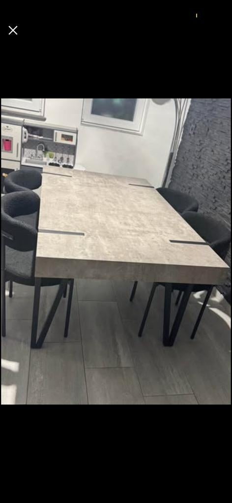 !!!Table sans les chaises!!!, Ophalen, Zo goed als nieuw