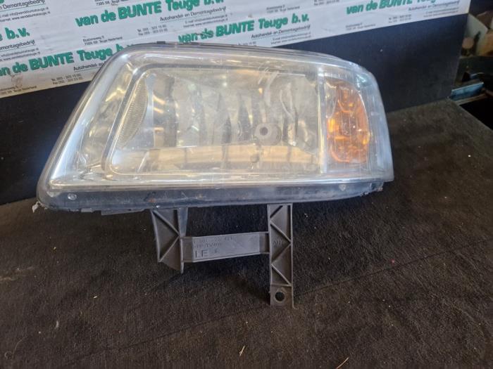 Phare gauche d'un Volkswagen Bestel, Enlèvement ou Envoi, 3 mois de garantie, Utilisé, Volkswagen