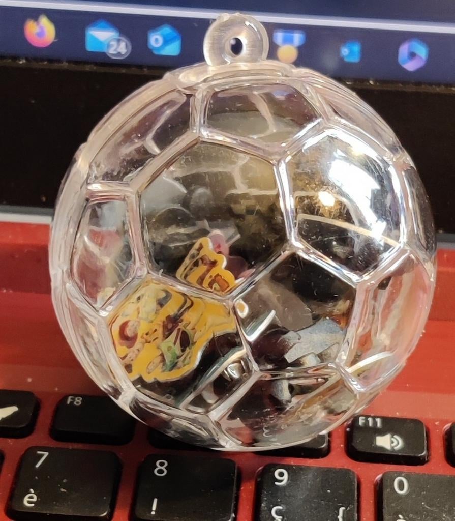 Pin's Disney, Divers, Enlèvement ou Envoi, Comme neuf