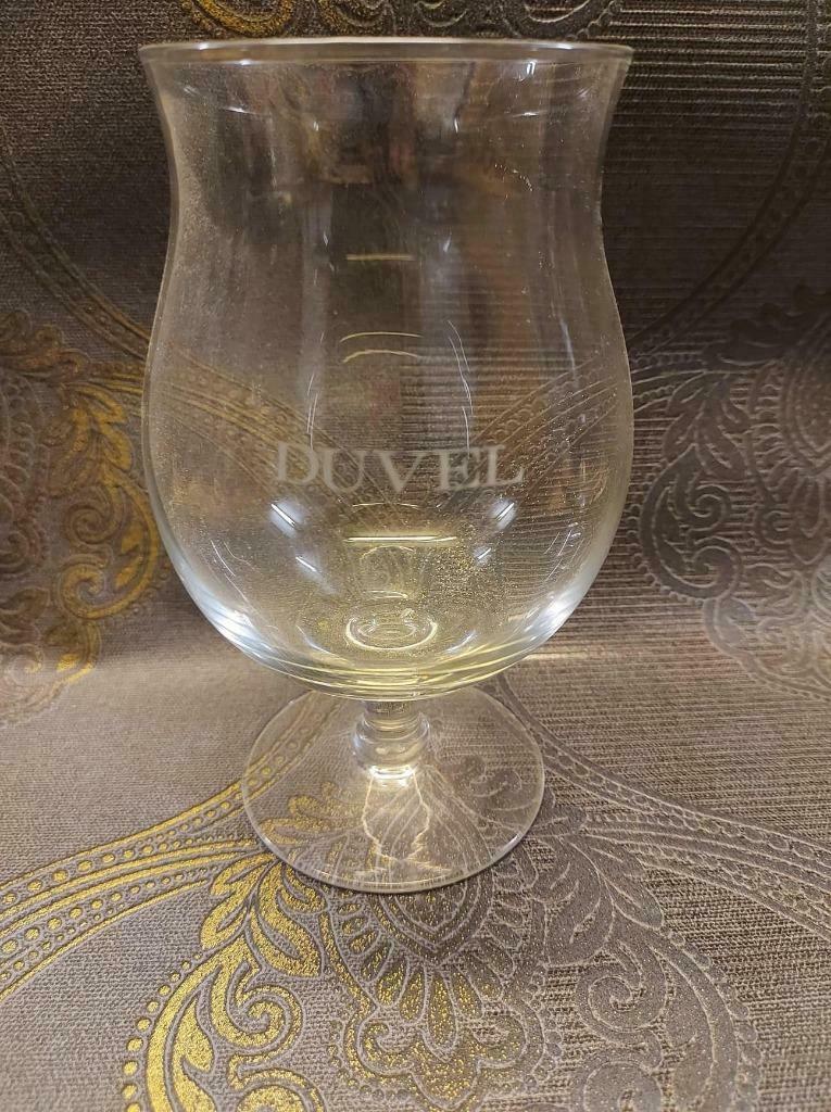 Bierglas Duvel gezandstraald met gewone voet, Ophalen of Verzenden, Gebruikt, Gebruiksvoorwerp
