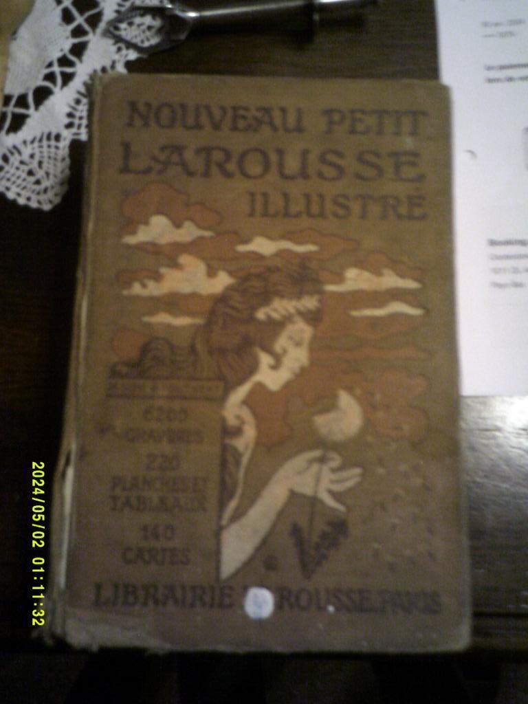 Nouveau petit larousse illustré 1938 copyright 1924 Paris, Livres, Enlèvement ou Envoi, Utilisé, Français
