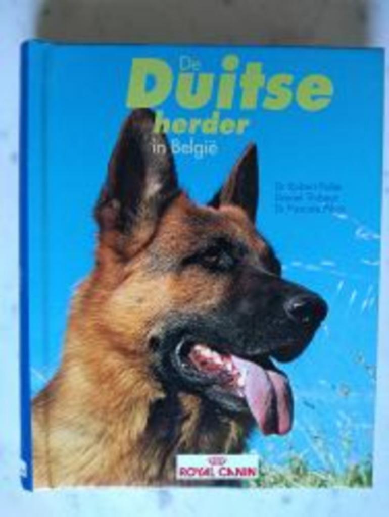 De Duitse herder in België|Royal Canin 2747600122, Boeken, Ophalen of Verzenden, Zo goed als nieuw, Honden