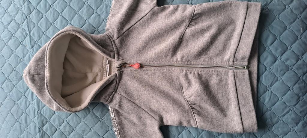 Warme vest met zachte kap, merk noukies maat 92, Kinderen en Baby's, Ophalen