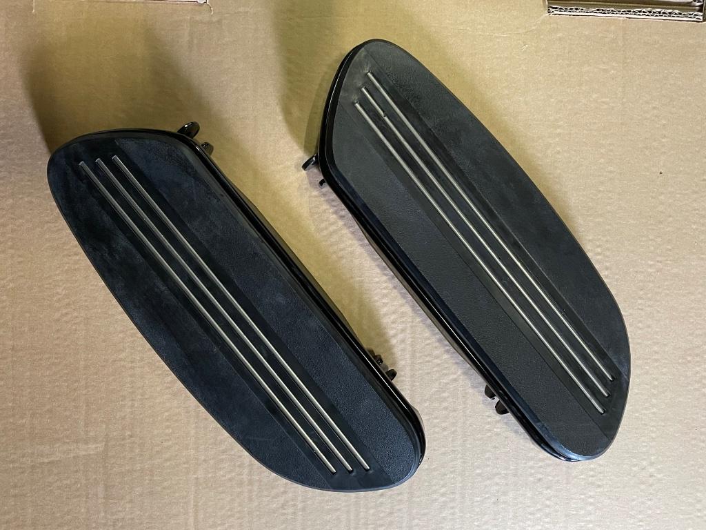 Voetsteunen ( footboards ) Harley Davidson, Motoren, Ophalen, Nieuw