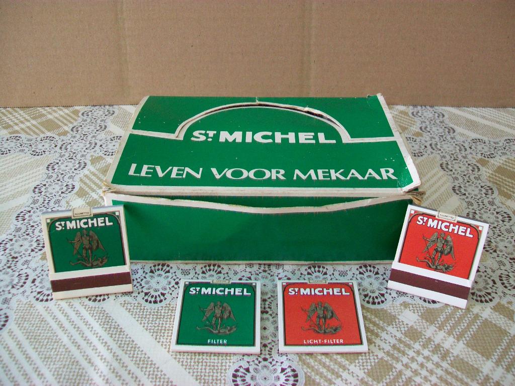 St Michel - Lucifers - Lucifer Luciferdoosje Sigaret Filter, Verzamelen, Ophalen of Verzenden, Gebruikt, Luciferdoosjes of -merken