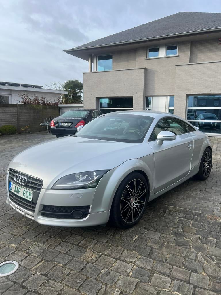 Audi TT 2.0 benzine overname wagen!!!, Autos, Audi, Cuir, Entreprise, Boîte manuelle, https://public.car-pass.be/vhr/0141697a-c3fb-415b-9413-8ad05cbeedcb