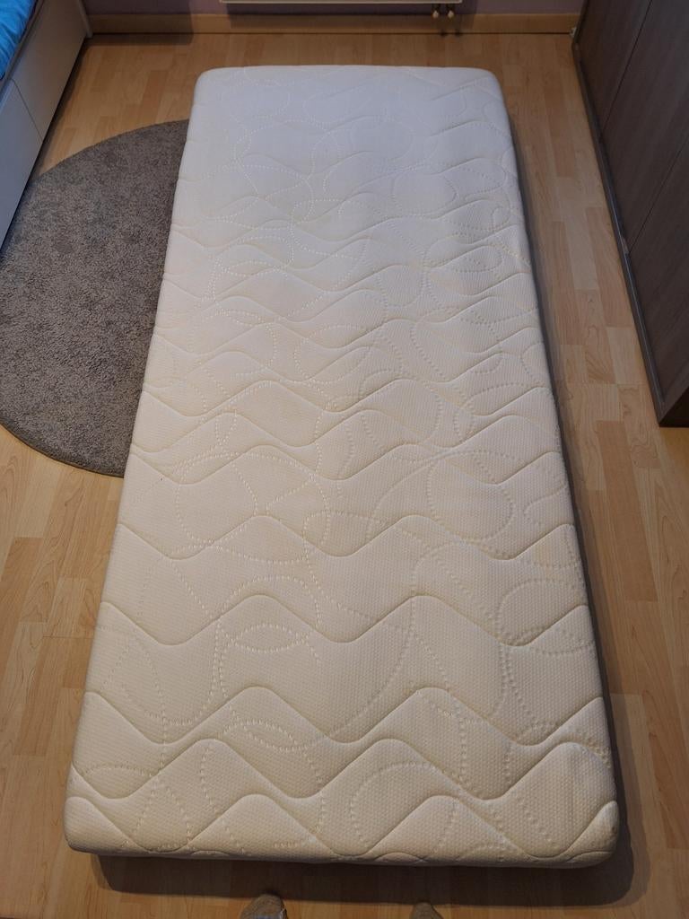 Sommier maxiform et matelas 90x200, Enlèvement, Utilisé, Sommier