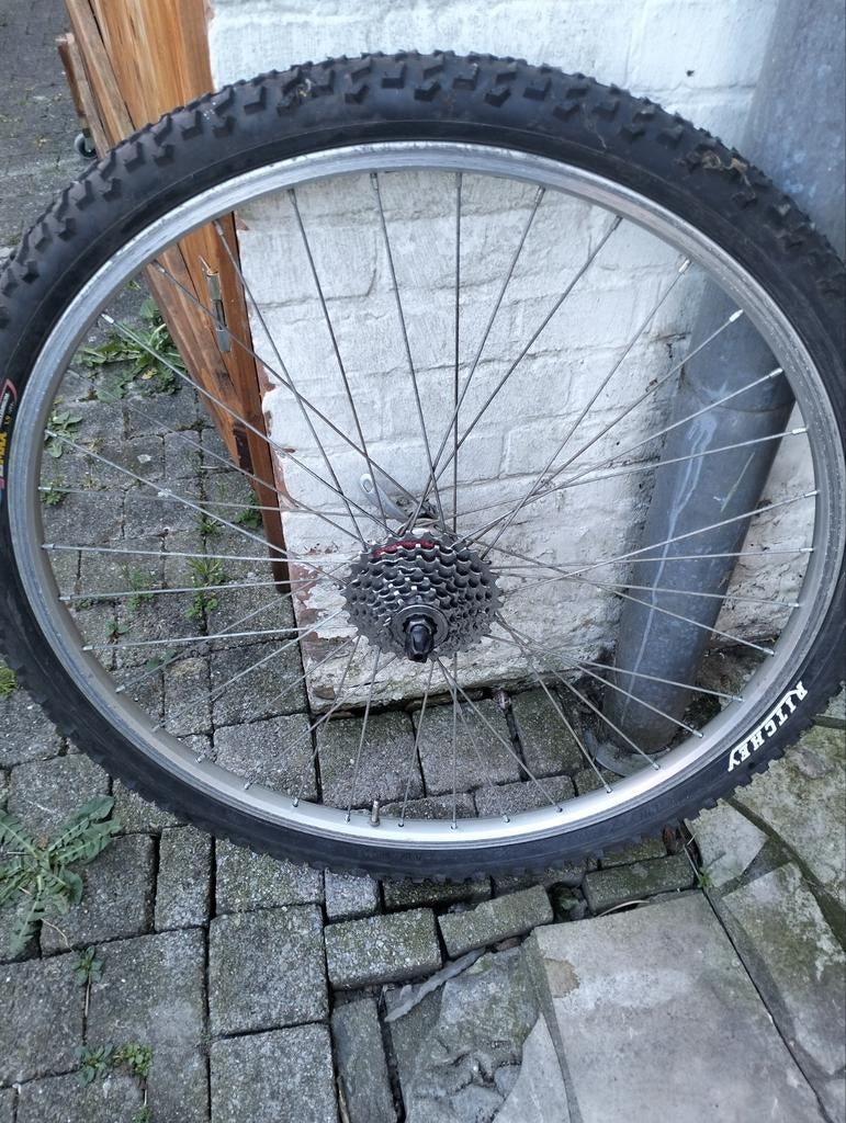 Achter wiel moutenbik 26 inch, Fietsen en Brommers, Fietsonderdelen, Zo goed als nieuw, Wiel, Ophalen