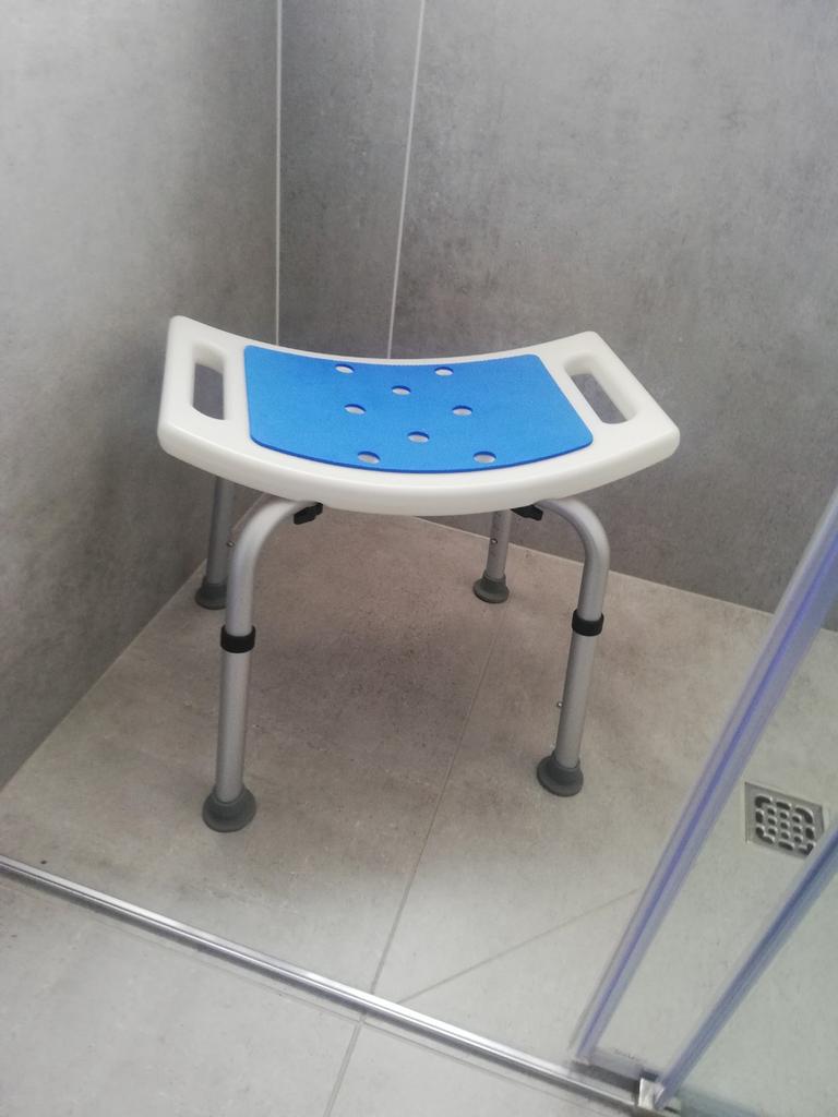 Tabouret de douche extensible KARAT nouveau, Enlèvement ou Envoi, Comme neuf