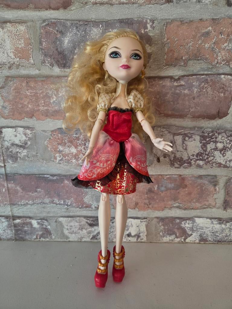 Ever after high, Ophalen of Verzenden