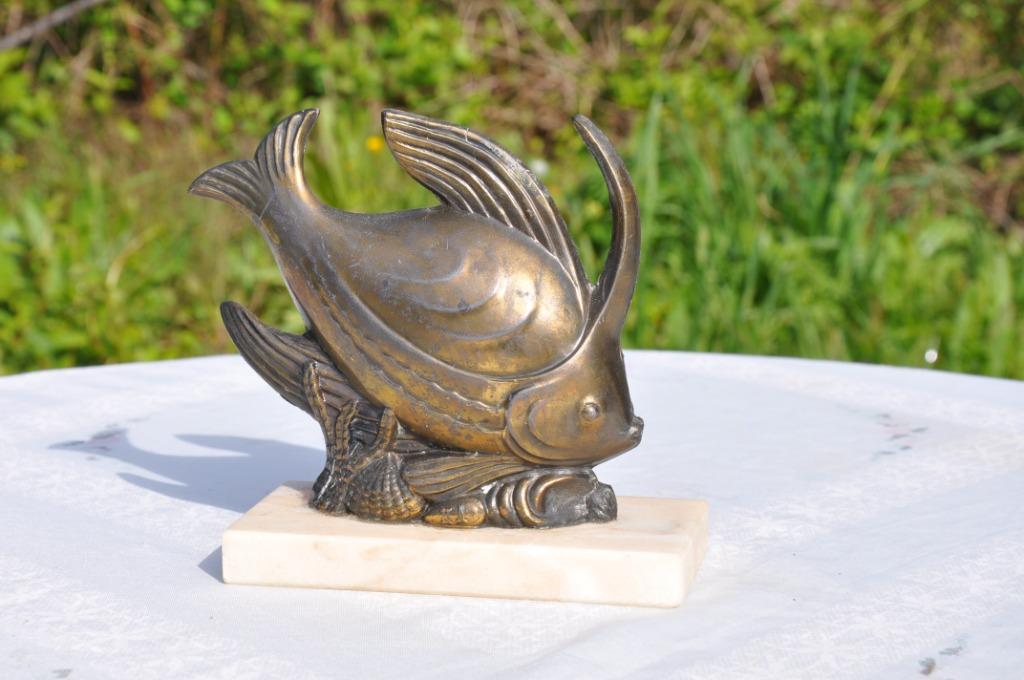 poisson scalaire en regule sur socle marbre, Antiquités & Art, Antiquités | Bronze & Cuivre, Enlèvement ou Envoi