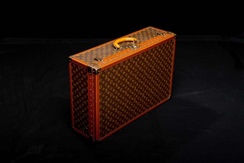 Louis Vuitton LV Monogram 'Alzer' Suitcase, Ophalen, Zo goed als nieuw