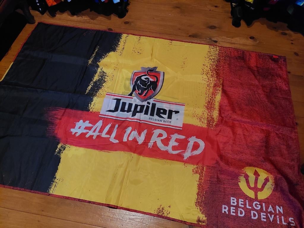 Vlag van de Rode Duivels, Verzenden