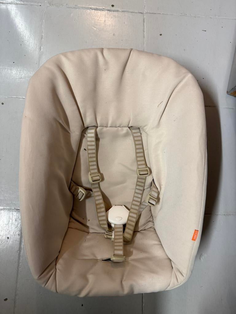 Newborn et baby set (avec plateau) pour trip trap stokke, Enfants & Bébés, Chaises pour enfants, Utilisé, Enlèvement