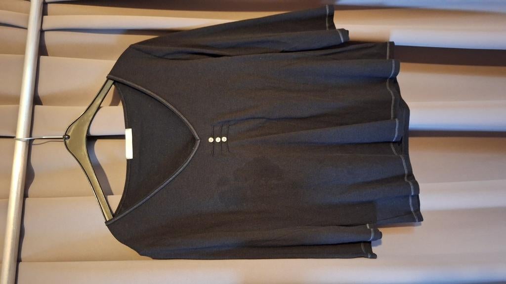 Top à manches longues pour femme noir taille 40 neuf, Taille 38/40 (M), Enlèvement ou Envoi, Marks & Spencer, Comme neuf