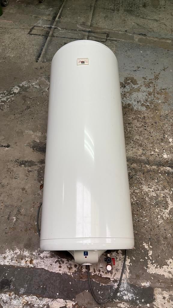 Warmwater boiler 150 L, Doe-het-zelf en Bouw, Chauffageketels en Boilers, Ophalen, Gebruikt, 100 liter of meer, Boiler