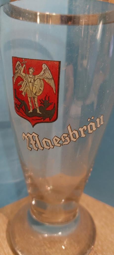 Oude  decalco   Maesbräu  zilveren boord ., Ophalen of Verzenden, Gebruikt, Glas of Glazen, Overige merken
