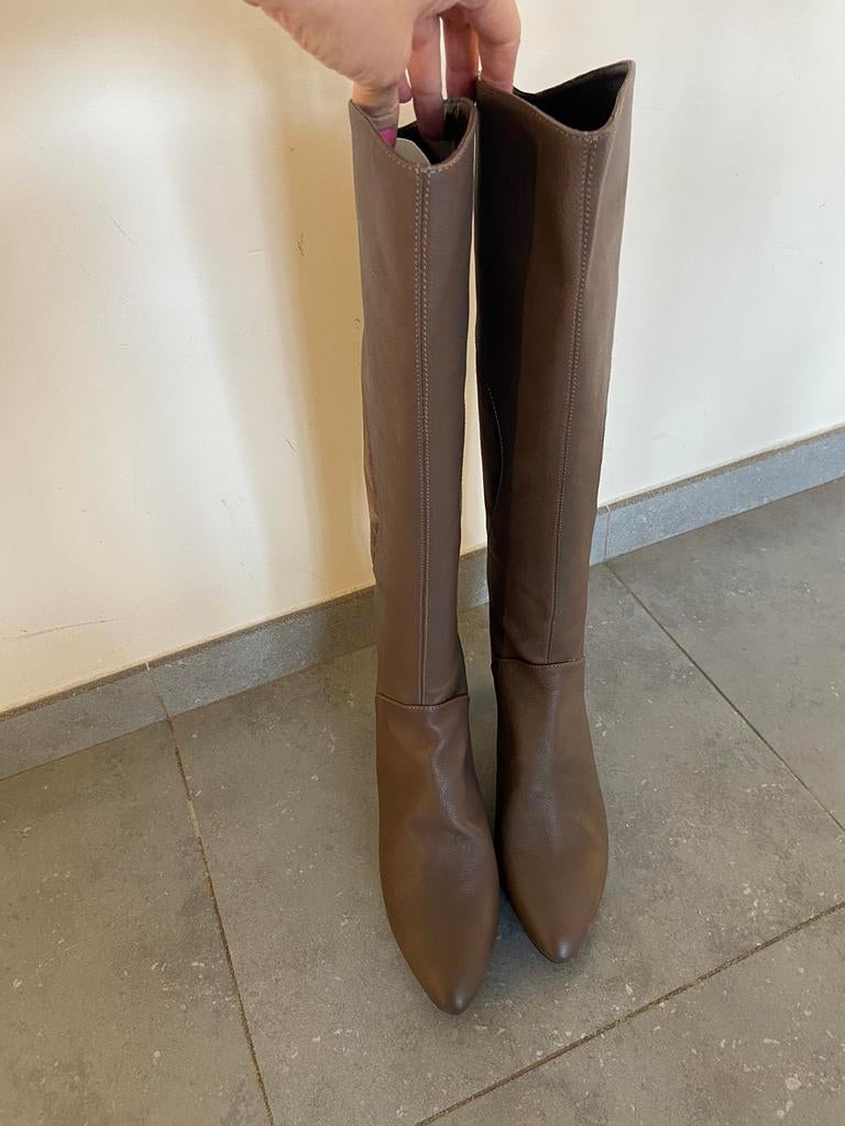 Dyva laarzen 41 nieuw, Kleding | Dames, Schoenen, Ophalen of Verzenden, Zo goed als nieuw