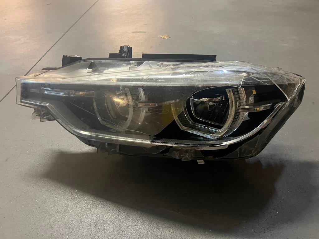 Phare endommagé pour BMW F31 Full LED., Enlèvement ou Envoi, BMW