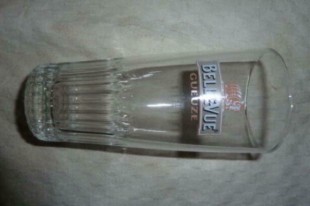 Bier glas BELLE - VUE Gueuze - Ribbelglas / Pilsvorm, Ophalen of Verzenden, Gebruikt, Bierglas