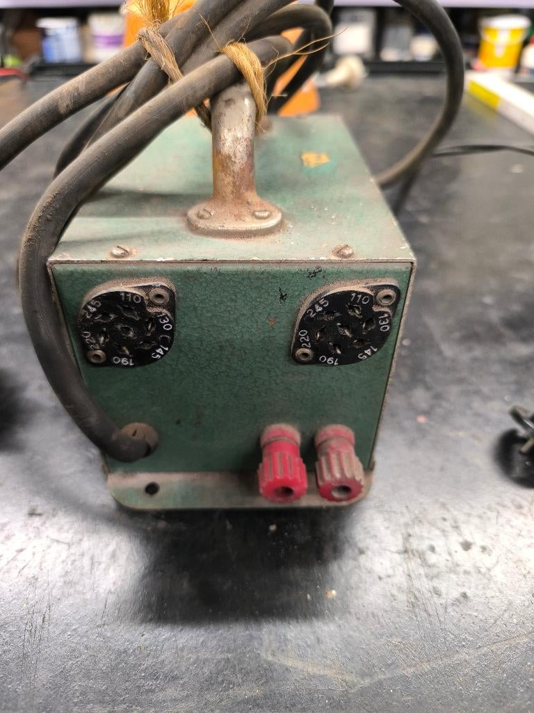 Transfo 240V - 110V     Heusden-Zolder, Ophalen, Gebruikt, Overige typen