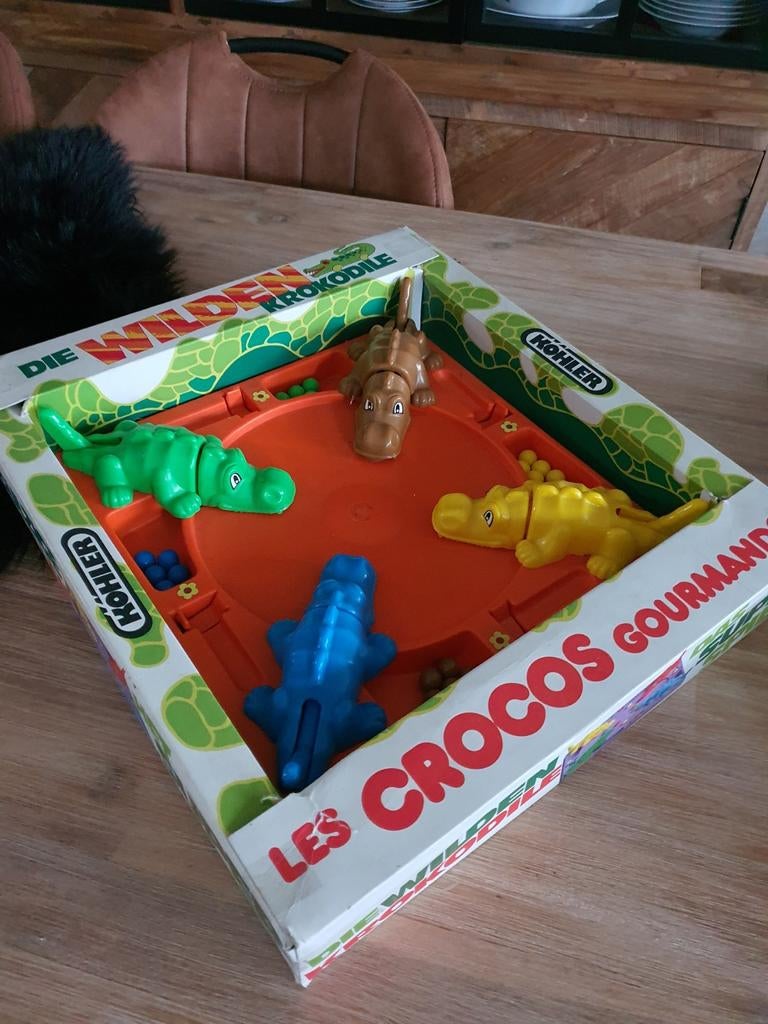 Vintage toys krokodil, Enlèvement