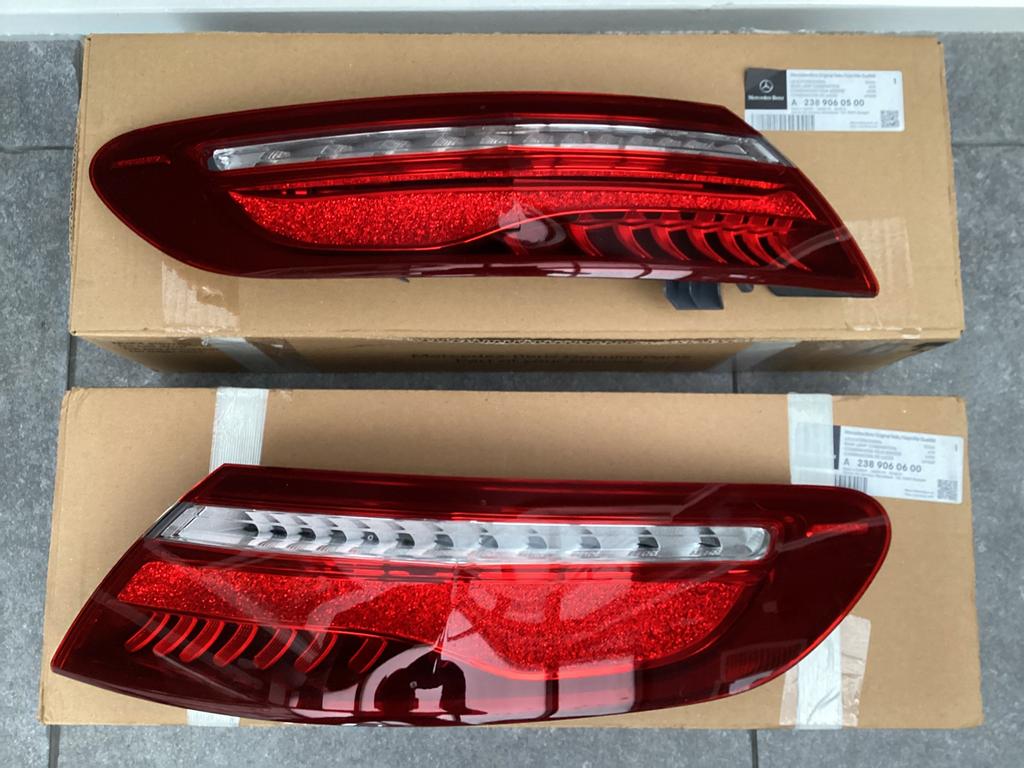 Feux arrière Mercedes W238 L+R New, Enlèvement, Neuf, Mercedes-Benz