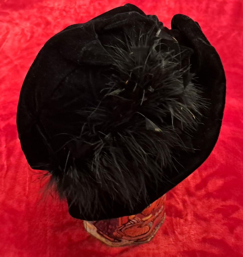 beau chapeau noir pomme d'amour Italy comme neuf, Enlèvement ou Envoi, Chapeau