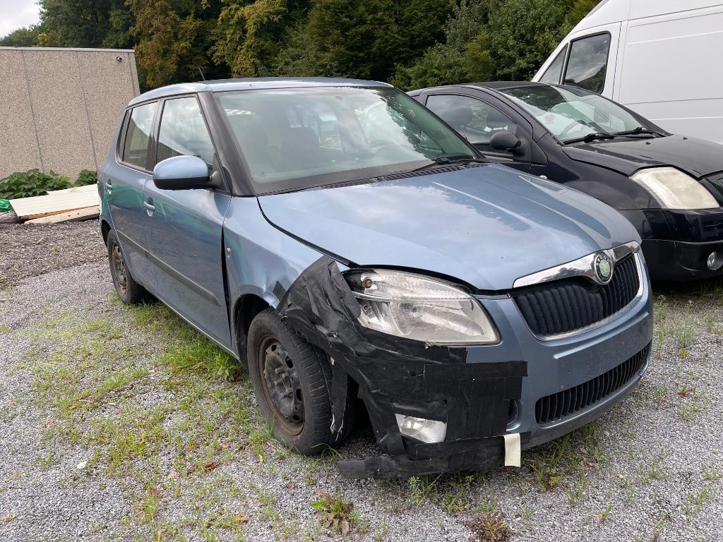 Skoda Fabia 1.4tdi airco a reparer, Auto's, Voorwielaandrijving, Stof, Zwart, Blauw