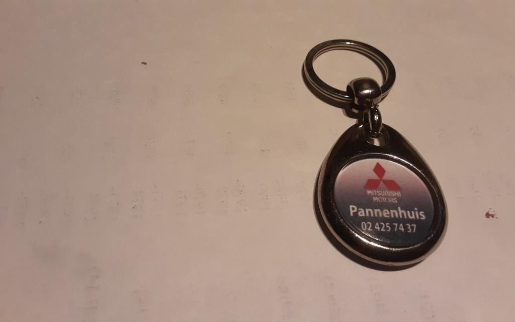 Mitsubishi sleutelhanger, Enlèvement ou Envoi, Comme neuf