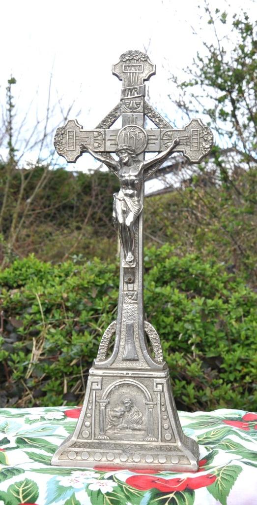 crucifix a poser en regule argente (7), Ophalen of Verzenden