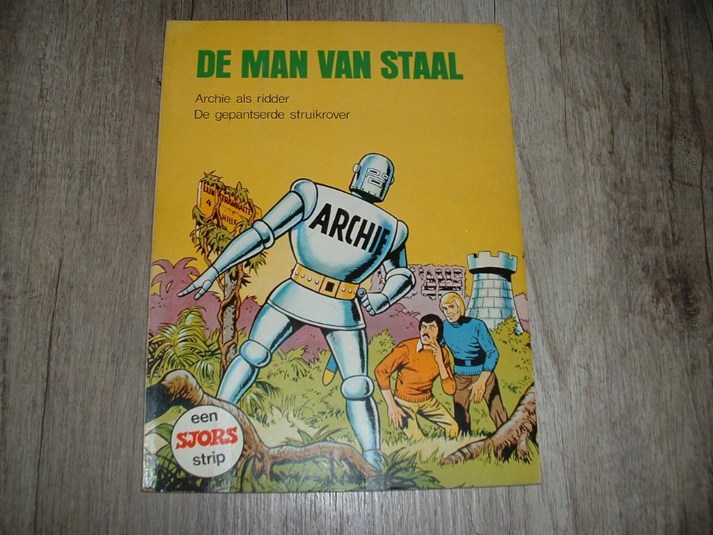 archie de man van staal strip nr 1 amsterdam boek uitgave, Boeken, Stripverhalen, Gelezen, Eén stripboek, Ophalen of Verzenden
