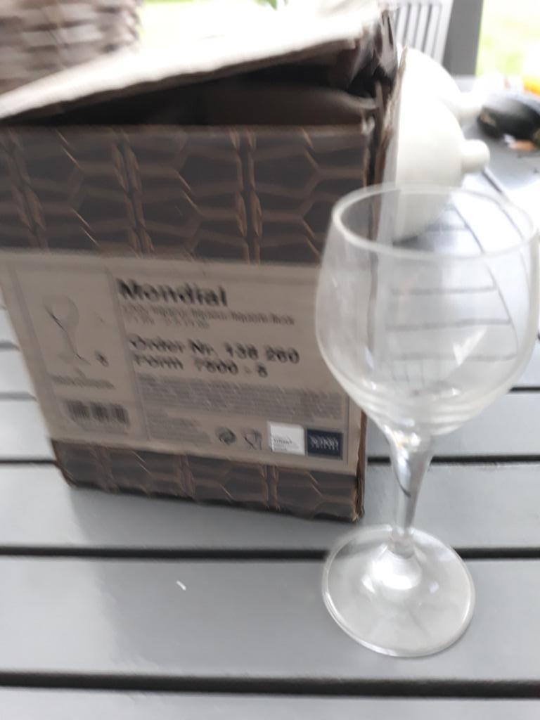 likeurglazen 6 stuks voor 0,5e >SCHOTT ZWIESEL, Enlèvement ou Envoi