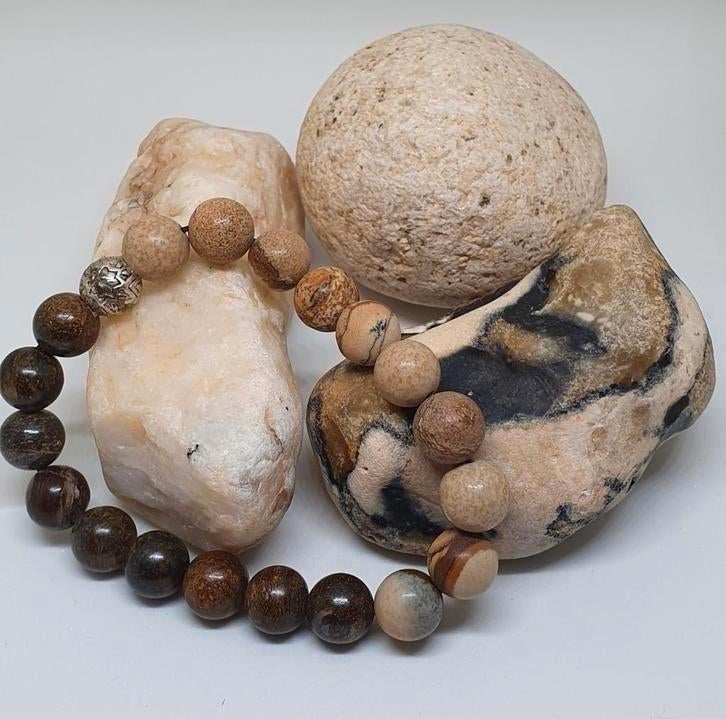 Handgemaakte armband met natuurstenen,nieuw, Handtassen en Accessoires, Armbanden, Nieuw, Elastiek, Bruin, Ophalen of Verzenden