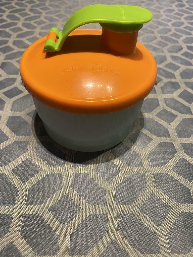 2 verdeeldoosjes voor babypoeder merk Tupperware en Avent, Kinderen en Baby's, Ophalen of Verzenden, Gebruikt, Overige typen
