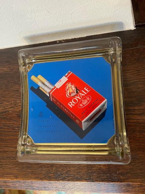 Vintage geldschaal sigaretten Royale, Verzamelen, Ophalen