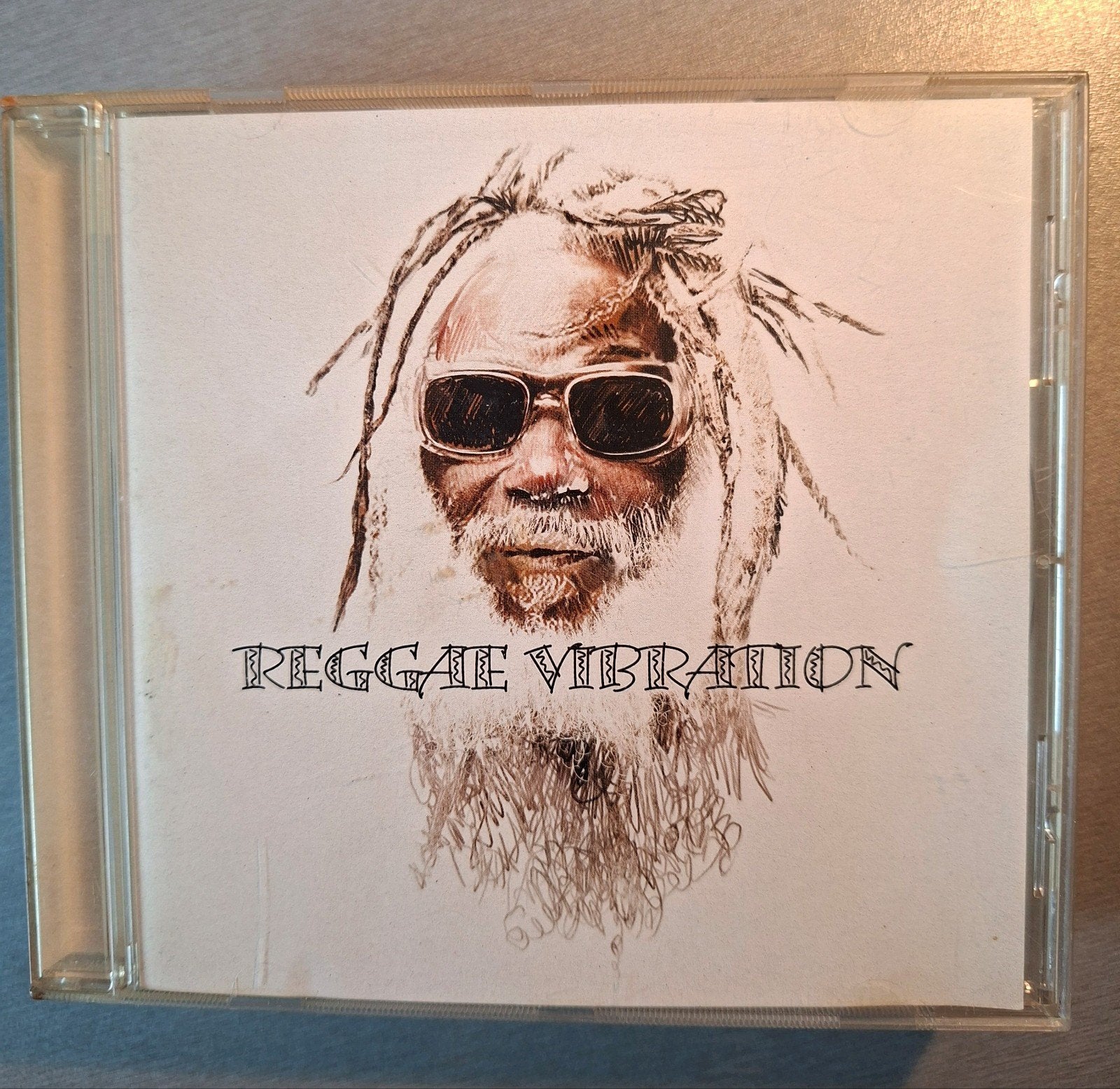 CD. Reggae Vibration (Compilation, Universal)., CD & DVD, CD | Reggae & Ska, Enlèvement ou Envoi, Reggae
