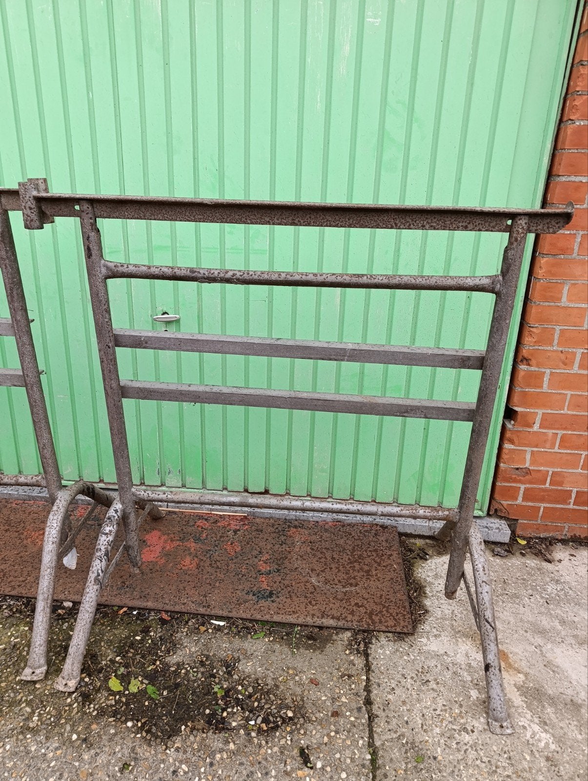 2 stevige schragen, Doe-het-zelf en Bouw, Ophalen