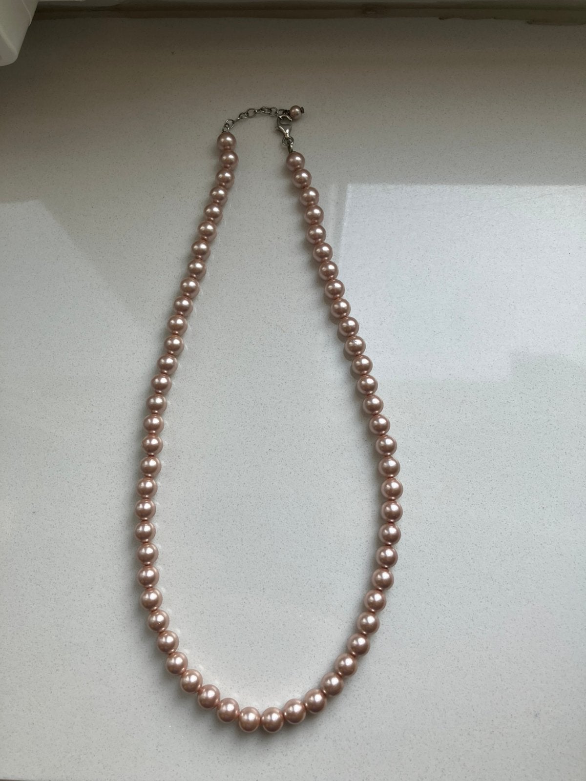 Roze parelsnoer perfecte staat, Handtassen en Accessoires, Ophalen of Verzenden, Zo goed als nieuw, Roze