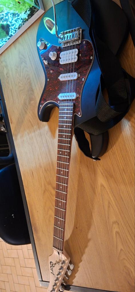 Electrische gitaar cort g serieblackstar speaker stereo20v3, Muziek en Instrumenten, Snaarinstrumenten | Gitaren | Elektrisch