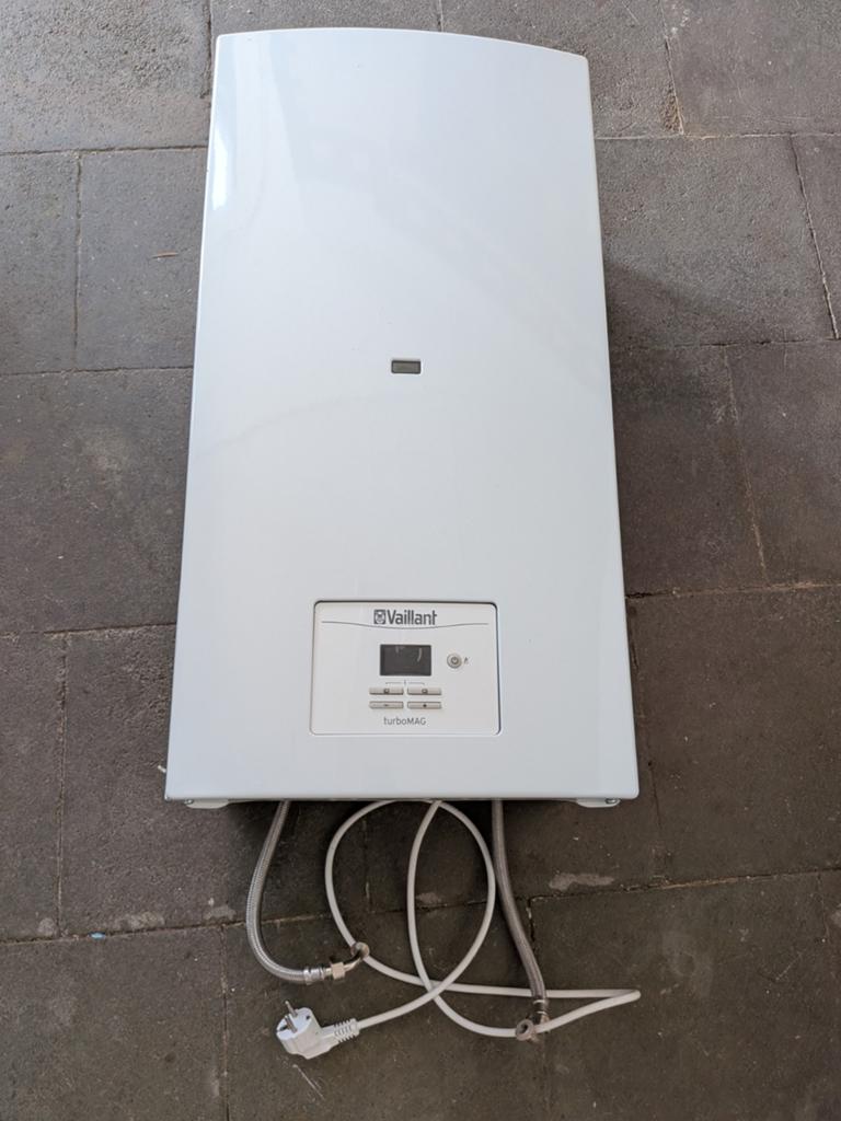 Vaillant doorstromer boiler, Bricolage & Construction, Chauffe-eau & Boilers, Enlèvement, Boiler