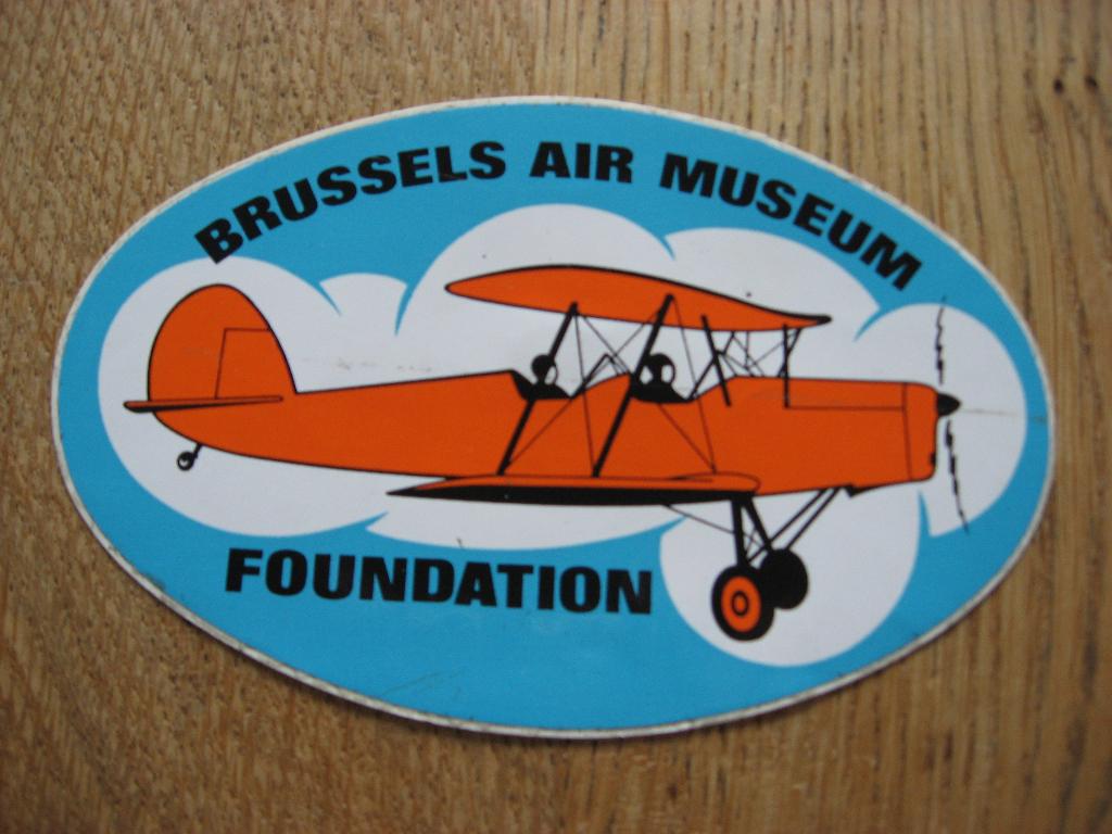 Brussels Air Museum Foundation Vintage Sticker, Ophalen of Verzenden, Nieuw, Bedrijf of Vereniging