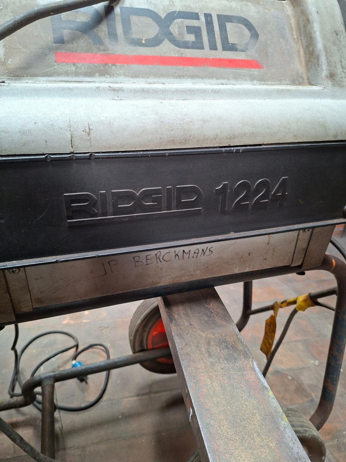 Draadsnijmachine  4´´ridgid, Ophalen