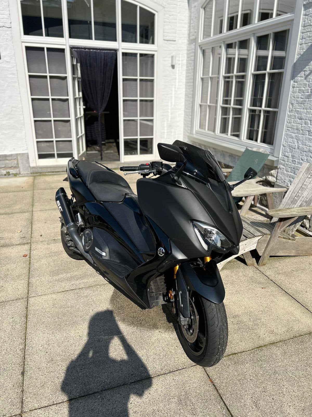 Tmax 530 DX, Enlèvement, Comme neuf, Électrique