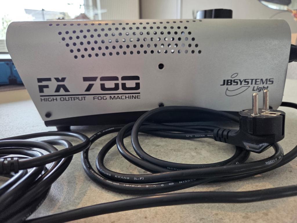 JB systems FX 700 smoke machine, Enlèvement, Comme neuf