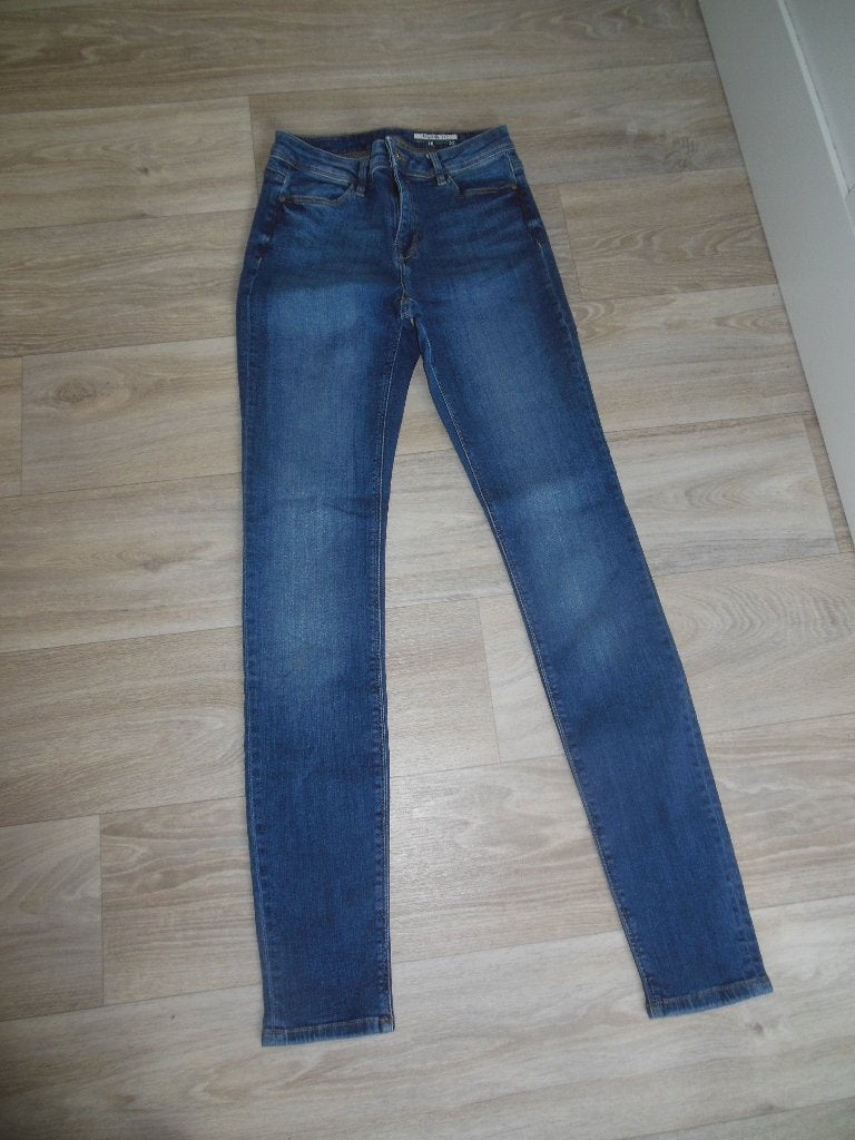 jeans EDC W26 en L32 in nieuwstaat (ev + t-shirt), Enlèvement ou Envoi, EDC by Esprit, Bleu, Comme neuf