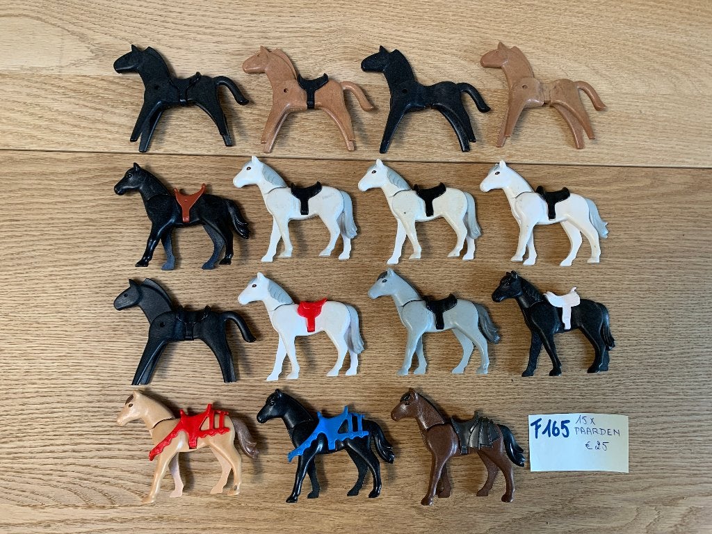 PLAYMOBIL F165: LOT 15 PAARDEN, Ophalen of Verzenden, Country, Losse onderdelen, Figuren