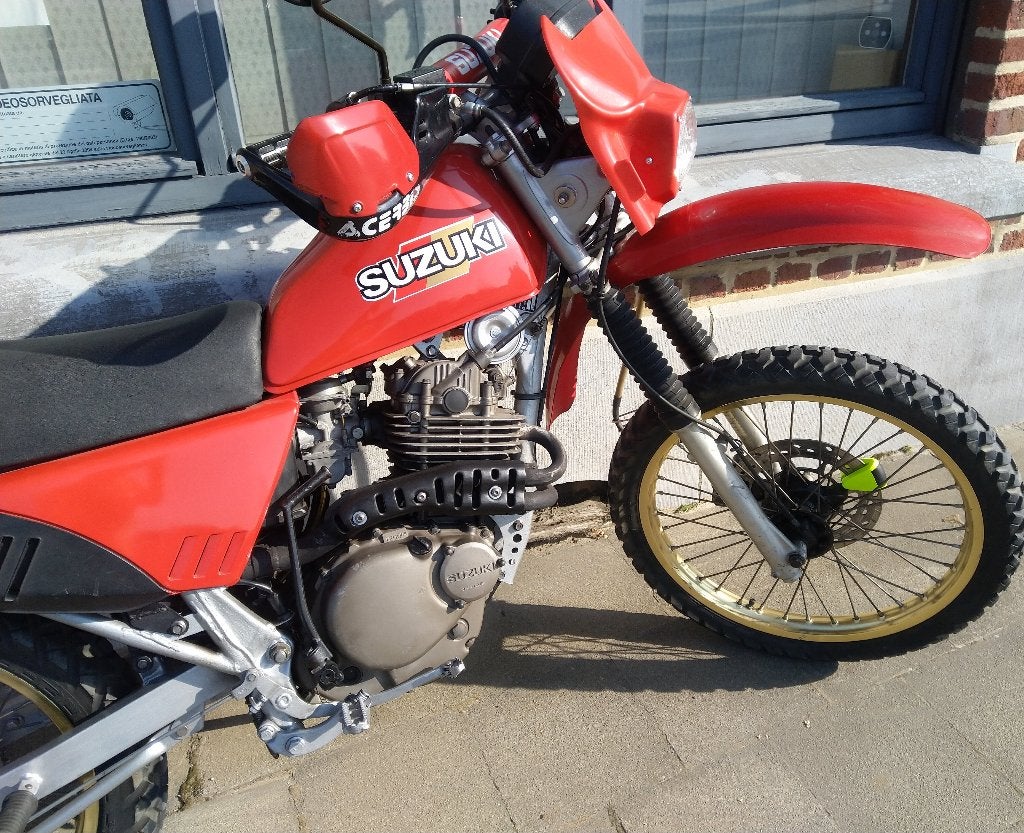 Suzuki Dr 250 uit 1986, Motoren, Ophalen