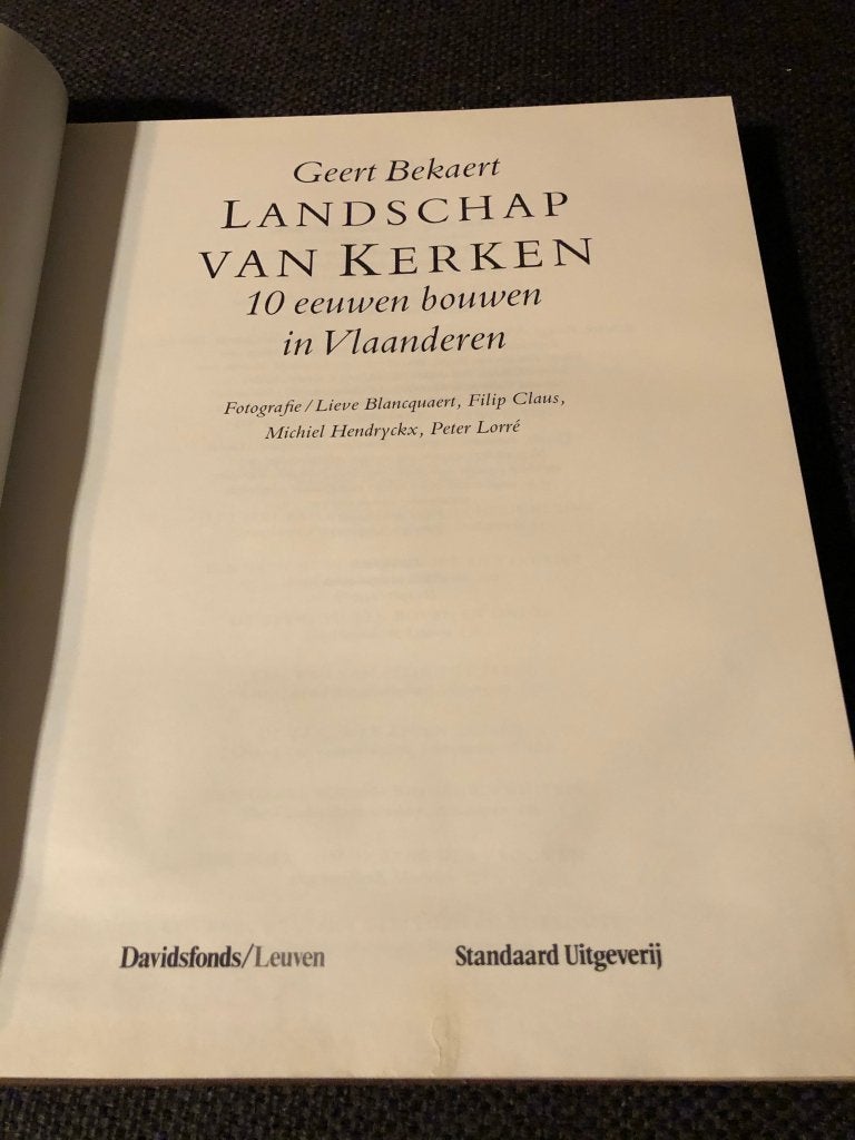 Landschap van Kerken, 10 eeuwen bouwen in Vlaanderen - Geert, Ophalen of Verzenden, Gelezen, Architectuur algemeen, Geert Bekaert