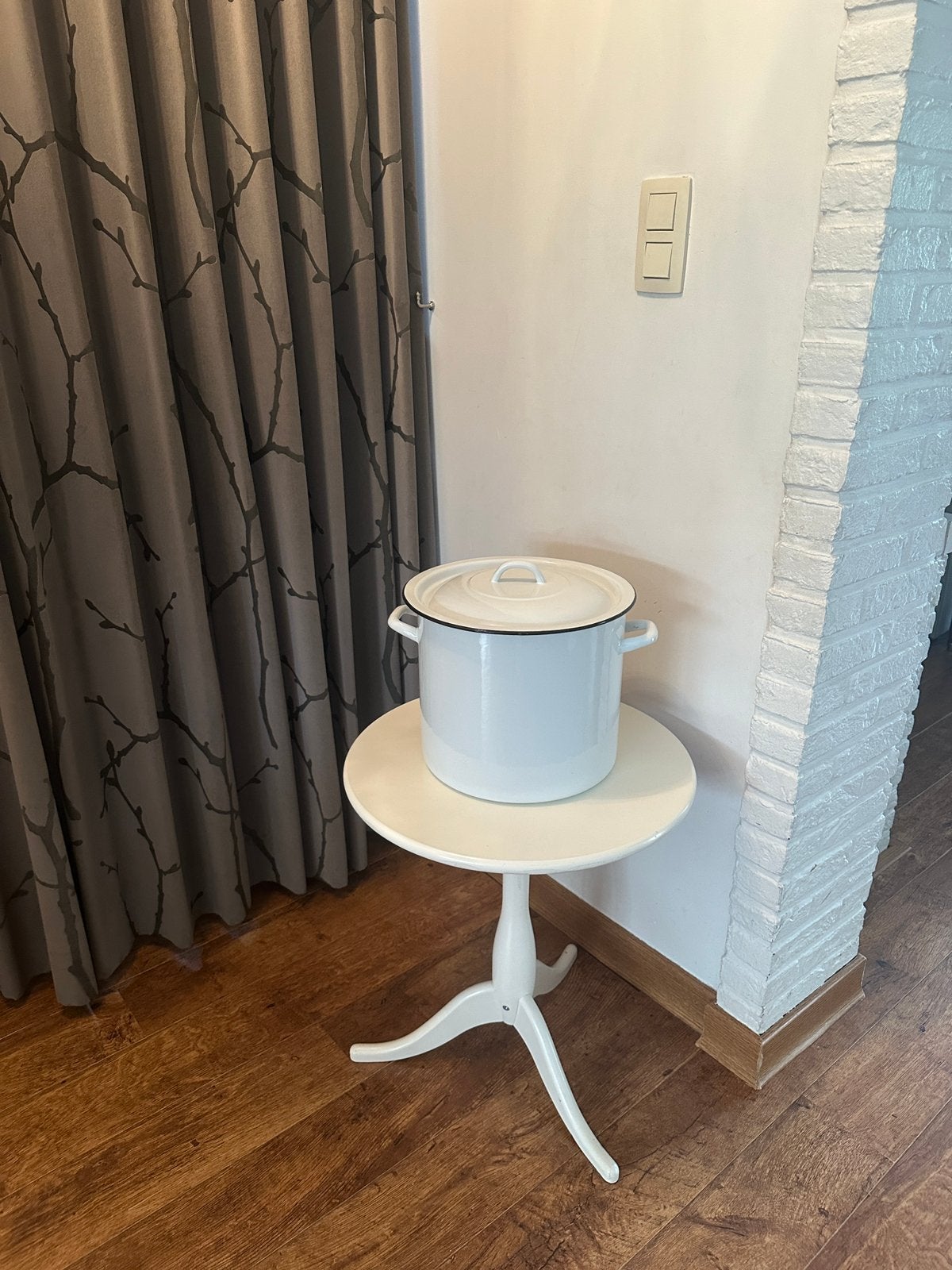 Grote 15L Emaille pan hoogte rand pan 25cm doorsnede 28cm, Huis en Inrichting, Ophalen of Verzenden, Zo goed als nieuw, Emaille